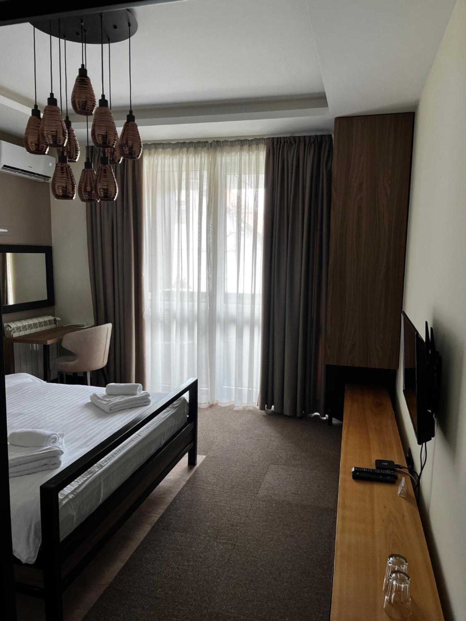 Hotel Sun Loznica Extérieur photo