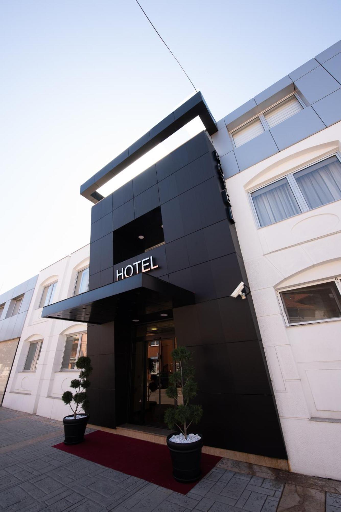 Hotel Sun Loznica Extérieur photo